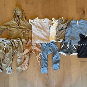 Bundle of Childhoods Clothing size 2T